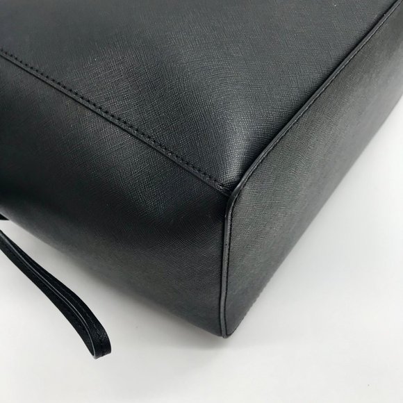 Michael Kors Black Leather Gilly Large Drawstring Travel Tote - Picture 6 of 10